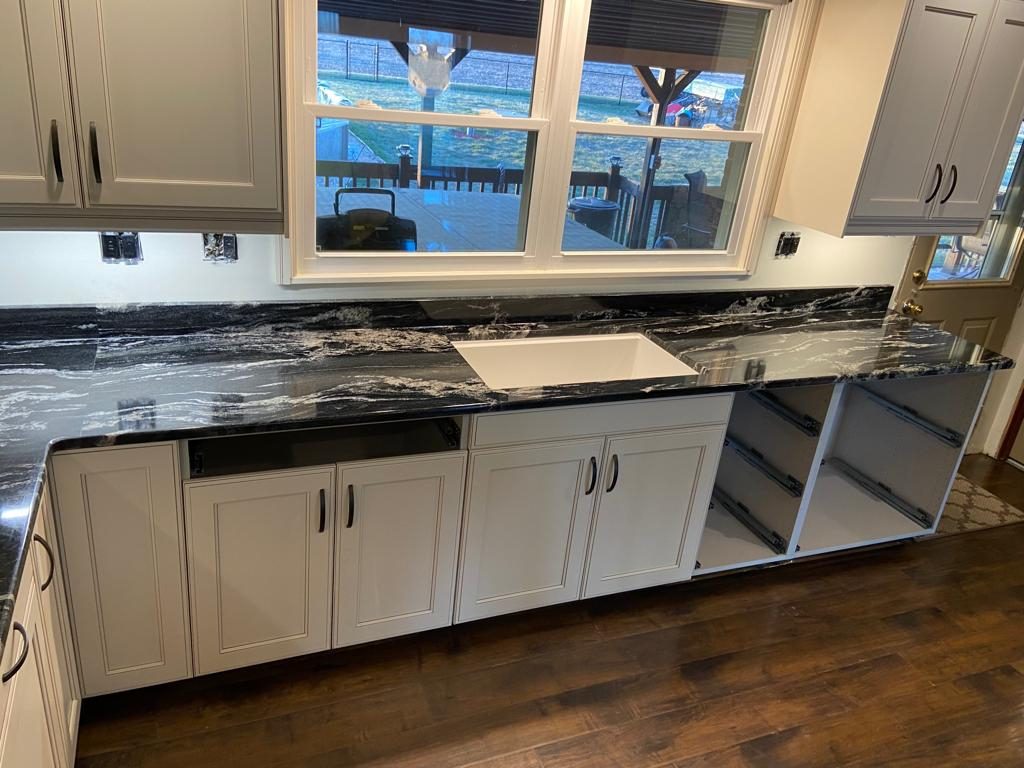 Silver Waves Countertops