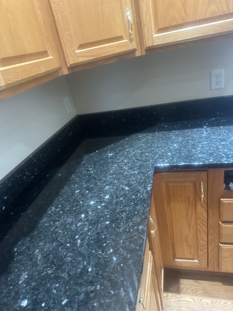 Emerald Pearl Granite 48,5 SF