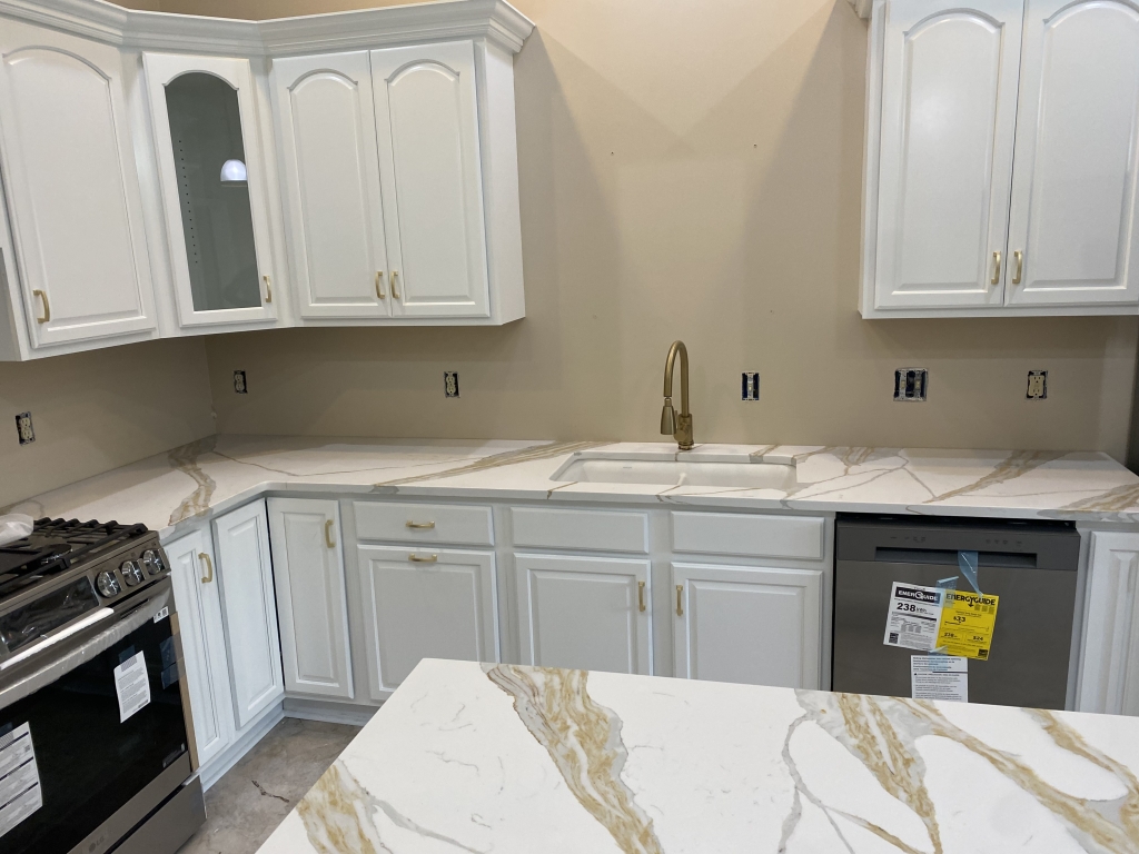 Calacatta Borghini Gold Quartz, 63 SF