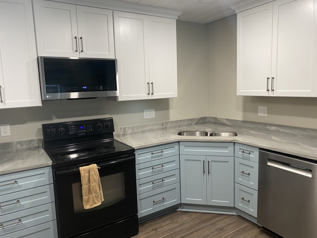 Sea Pearl Quartzite, 66 SF