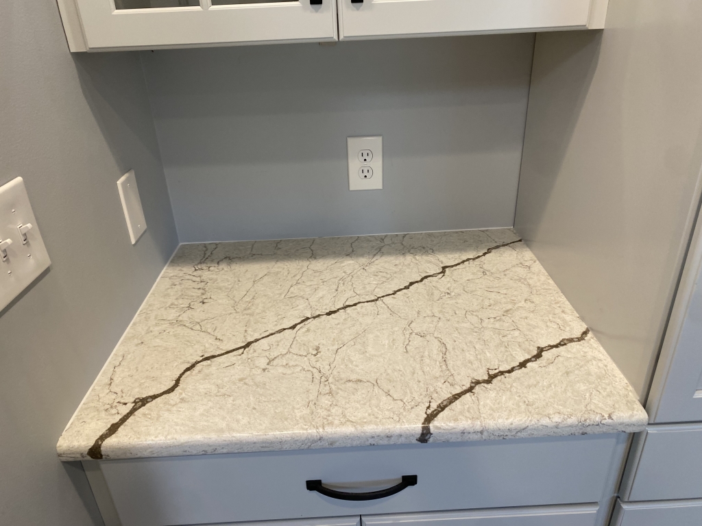 Diamonte Quartz countertops