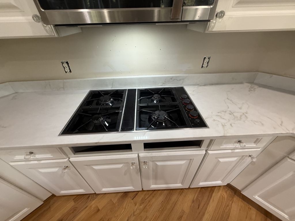 Gold Solar Countertops Dayton